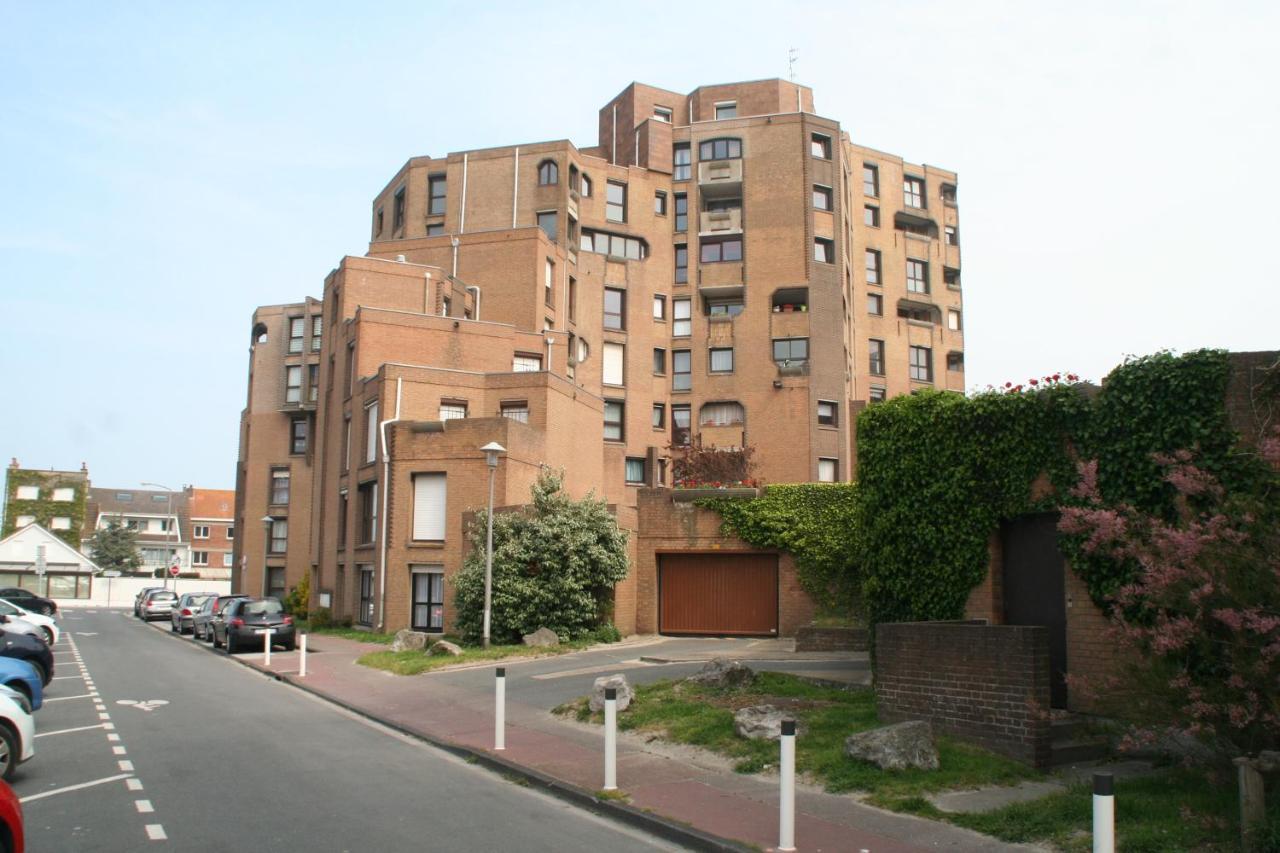 Appartement Avec Vue Superbe Sur La Mer Dunkirk Exteriör bild